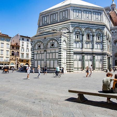 Unique gem in Piazza Duomo Florença Exterior foto
